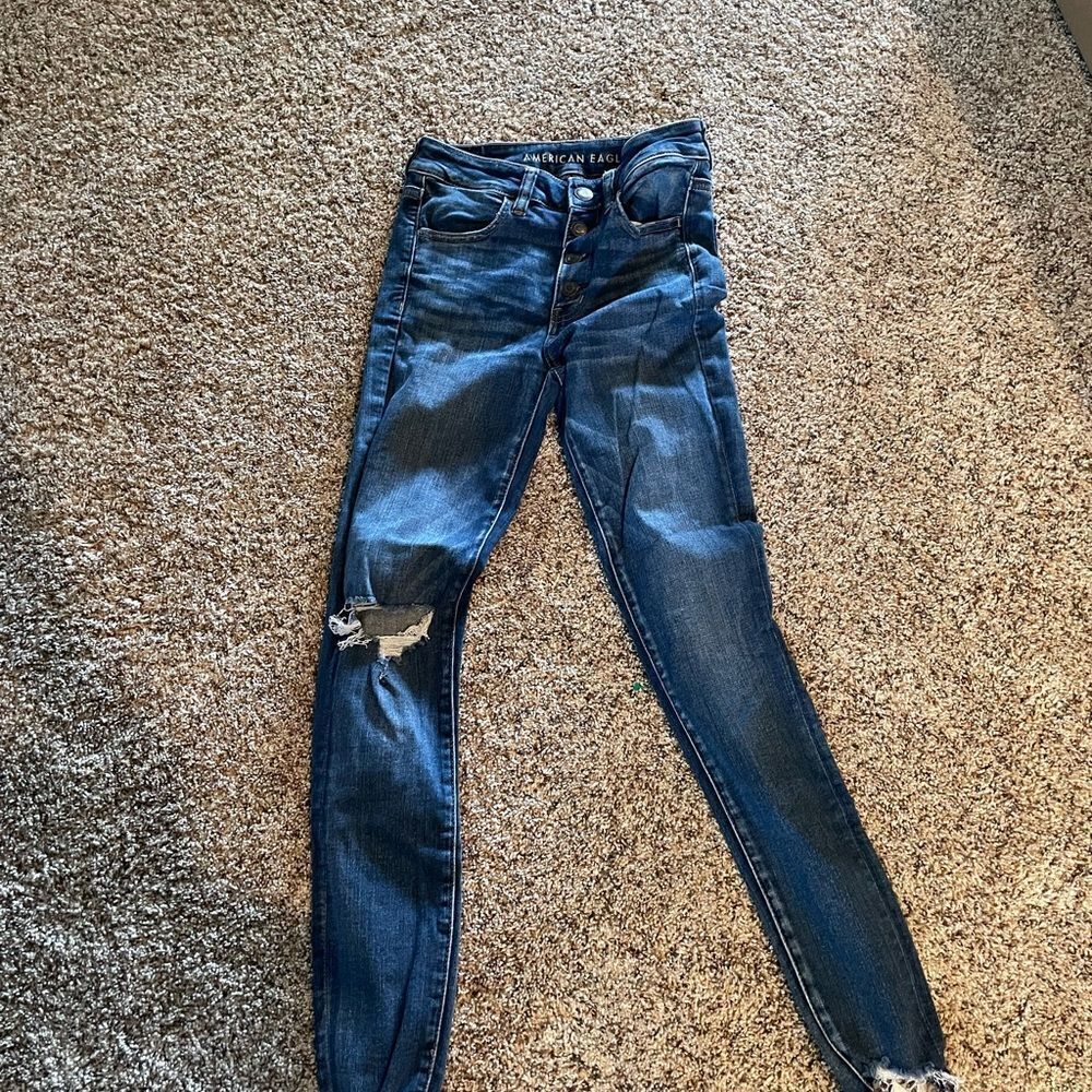 American Eagle distressed denim jeggings